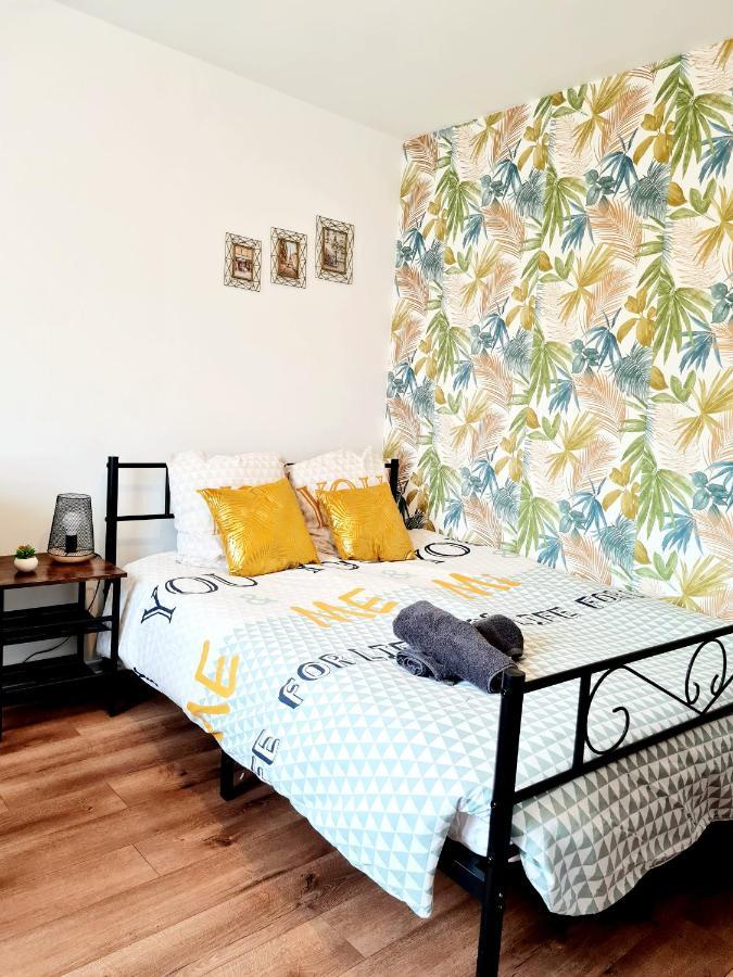 Apartamento Le Petit Charmeur, Parking, Wifi, Gare Flers  Exterior foto