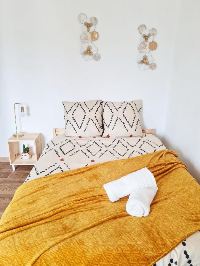 Apartamento Le Petit Charmeur, Parking, Wifi, Gare Flers  Exterior foto